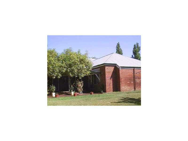 61 River Avenue, Maddington WA 6109