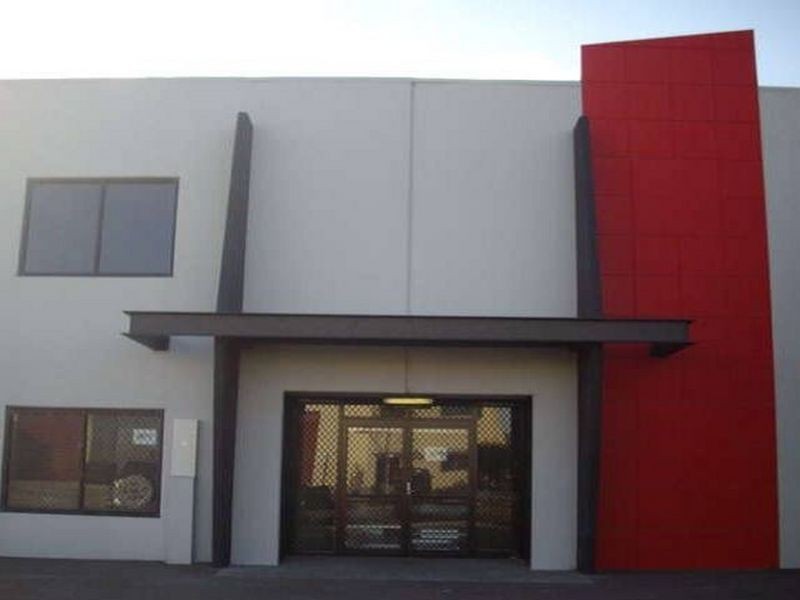 Unit 11 6 Balcelona Way, Maddington WA 6109