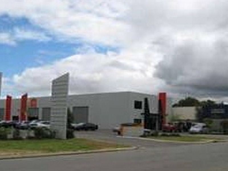 Unit 11 6 Balcelona Way, Maddington WA 6109