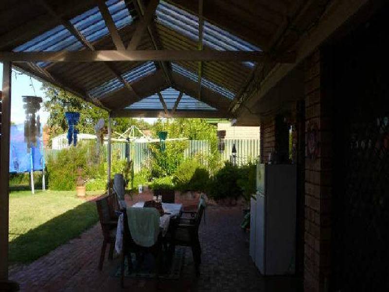 22 Rosemary Court, Huntingdale WA 6110