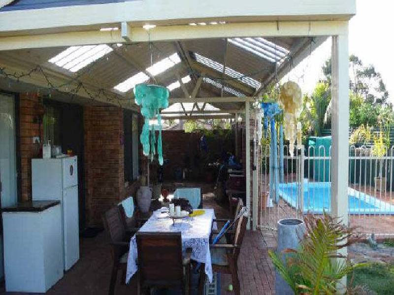 22 Rosemary Court, Huntingdale WA 6110