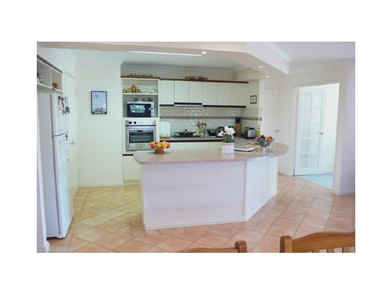 30 Chatsworth Gate, Canning Vale WA 6155