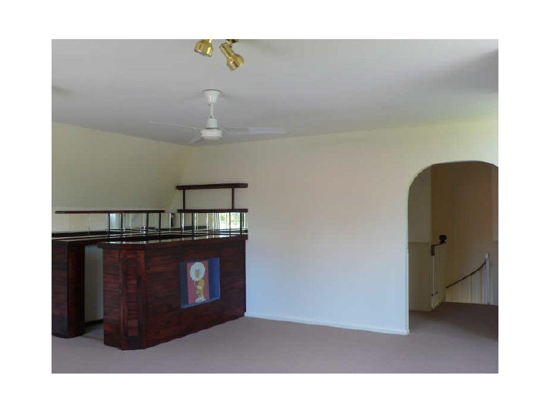 30 Ningaloo Way, Thornlie WA 6108