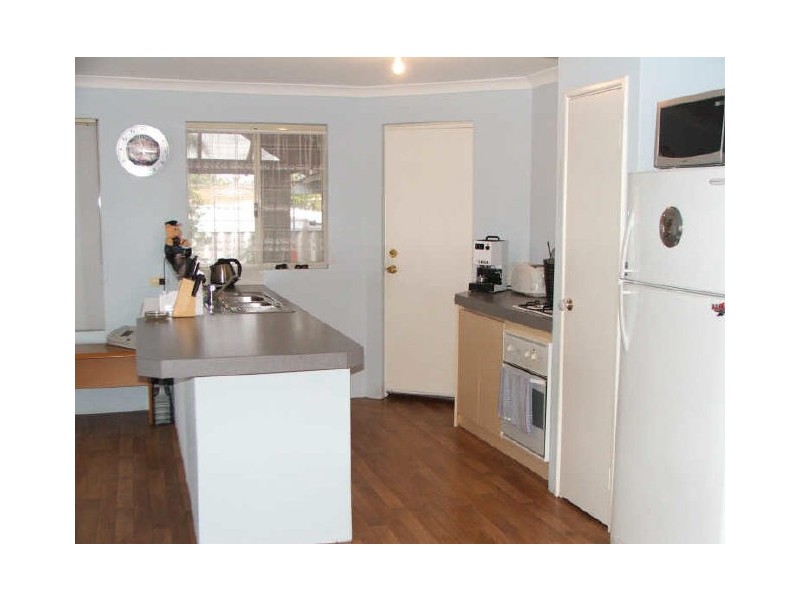 13 Vanilla Glade, Kenwick WA 6107