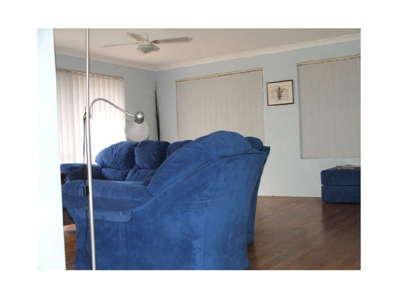 13 Vanilla Glade, Kenwick WA 6107