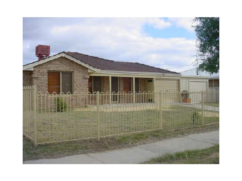 51 Dellar Road, Maddington WA 6109