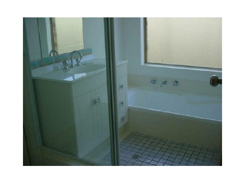 51 Dellar Road, Maddington WA 6109