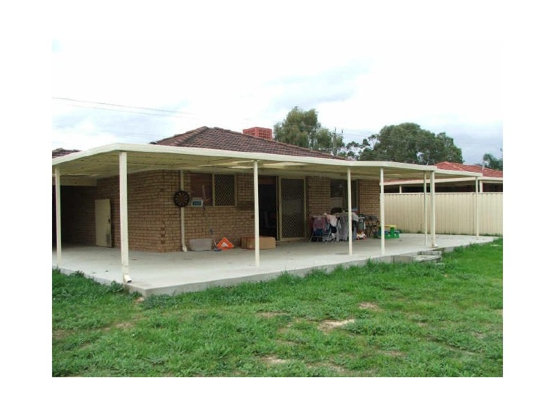 51 Dellar Road, Maddington WA 6109