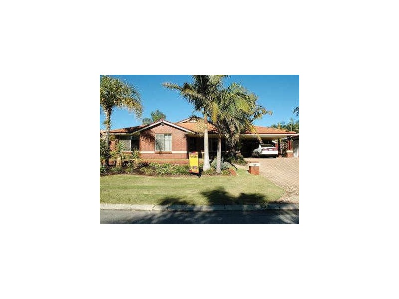 12 Tipuana Place, Thornlie WA 6108