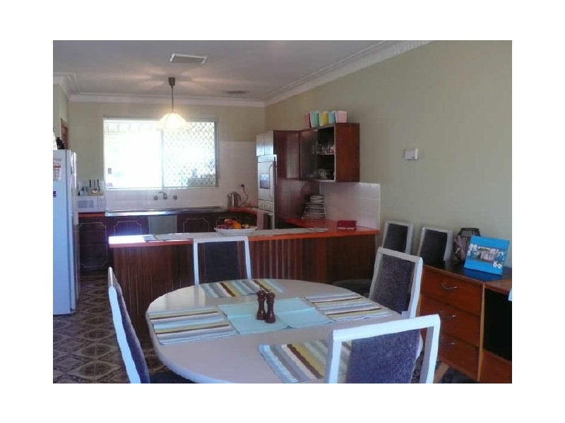 10 Shelburn Road, Thornlie WA 6108