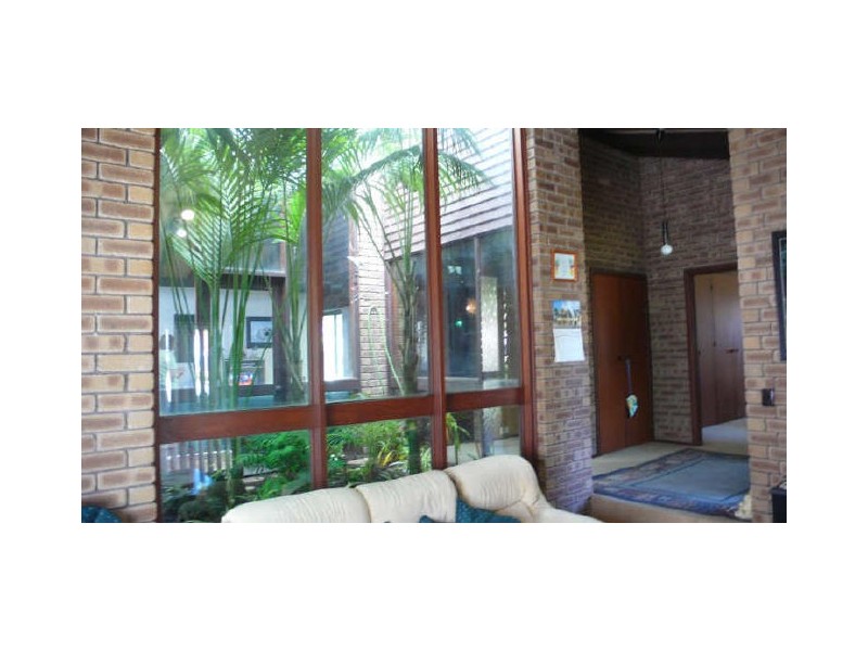 6 Lyal Court, Thornlie WA 6108