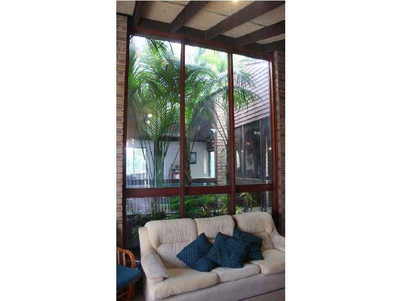 6 Lyal Court, Thornlie WA 6108