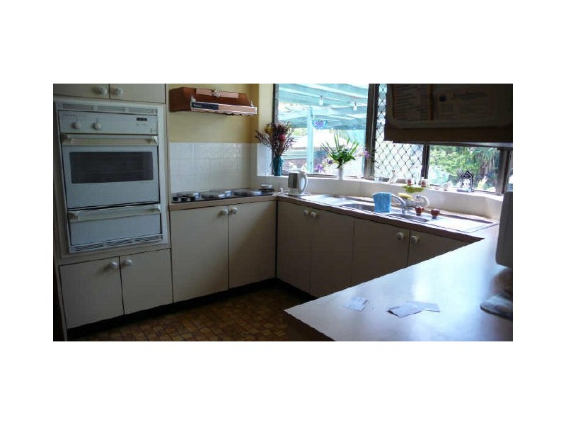 34 Sutherland Drive, Thornlie WA 6108