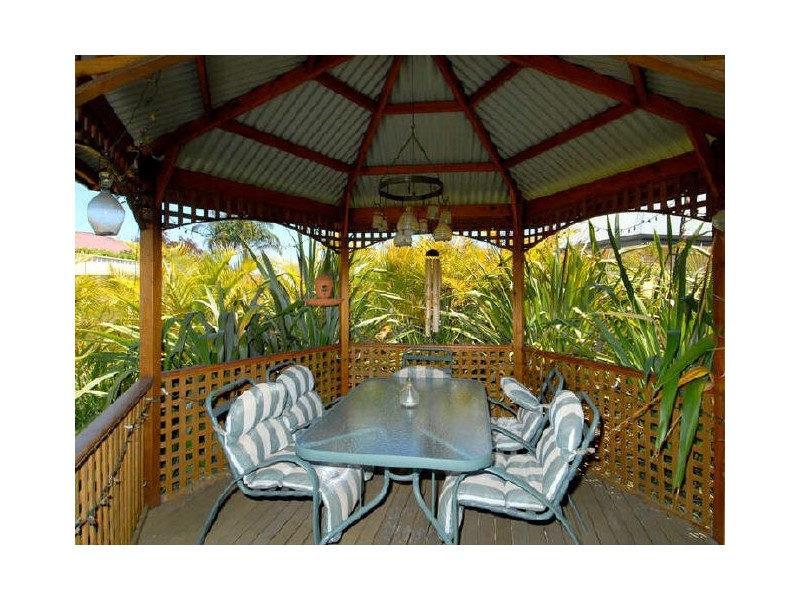 51 Welbeck Road, Canning Vale WA 6155