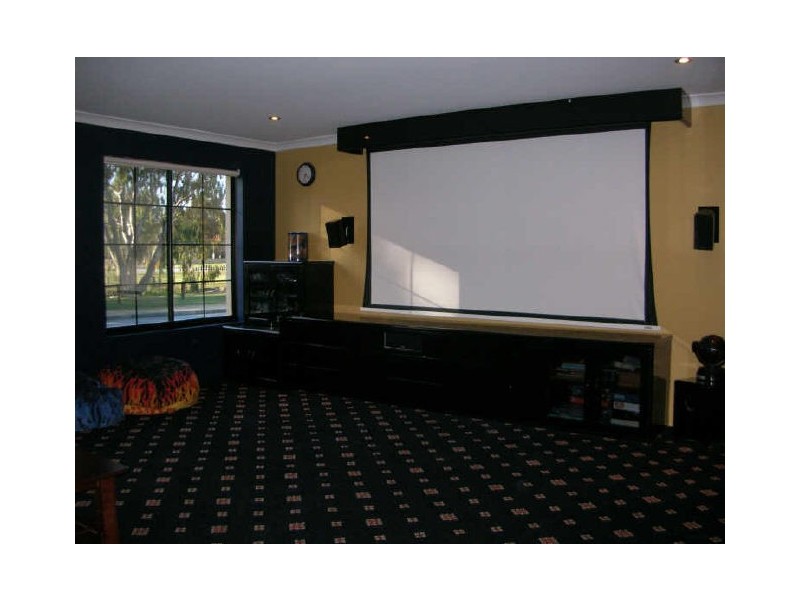 51 Welbeck Road, Canning Vale WA 6155