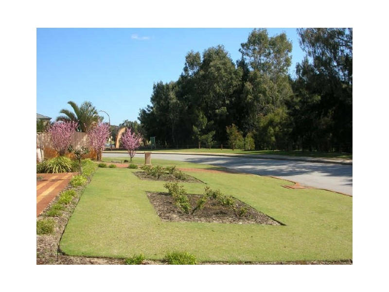 51 Welbeck Road, Canning Vale WA 6155