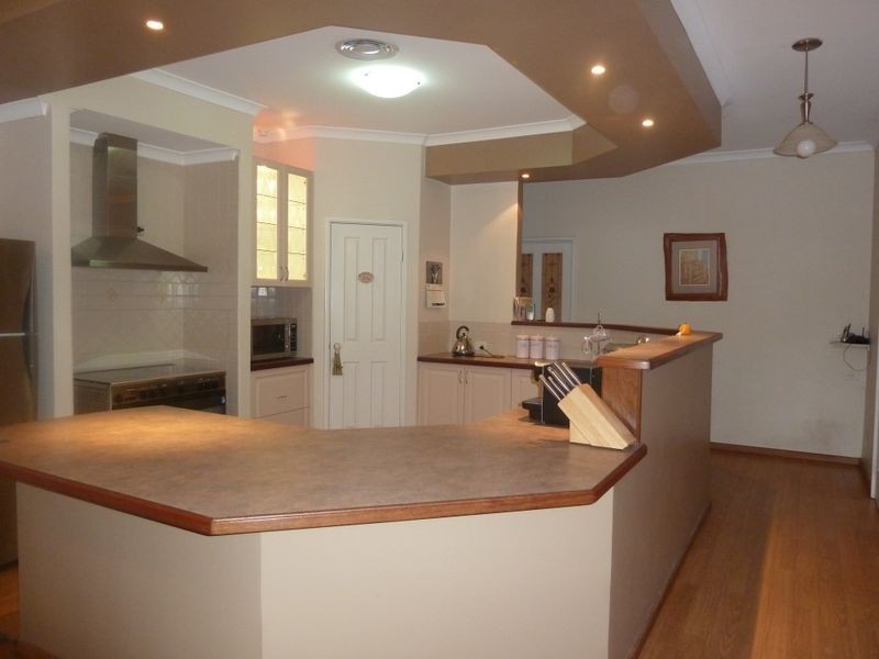 13 Magenta Close, Thornlie WA 6108