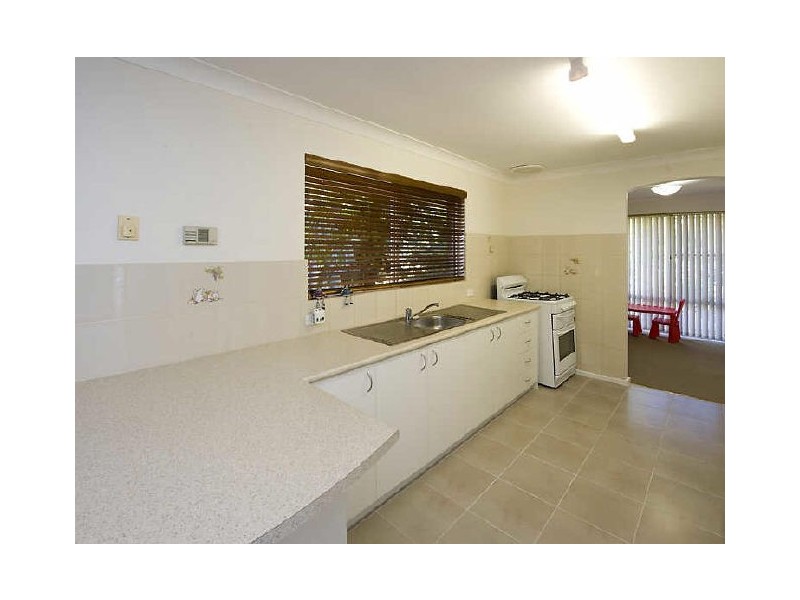 25 Ailsworth Court, Thornlie WA 6108
