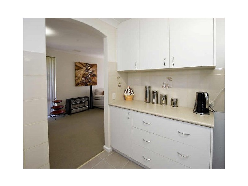 25 Ailsworth Court, Thornlie WA 6108