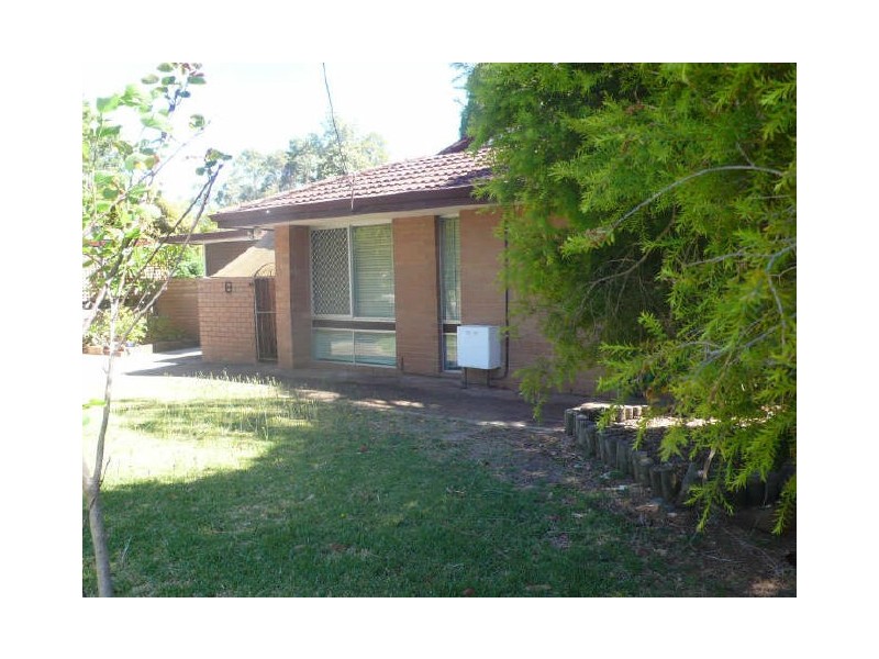 8 Hillegine Court, Gosnells WA 6110