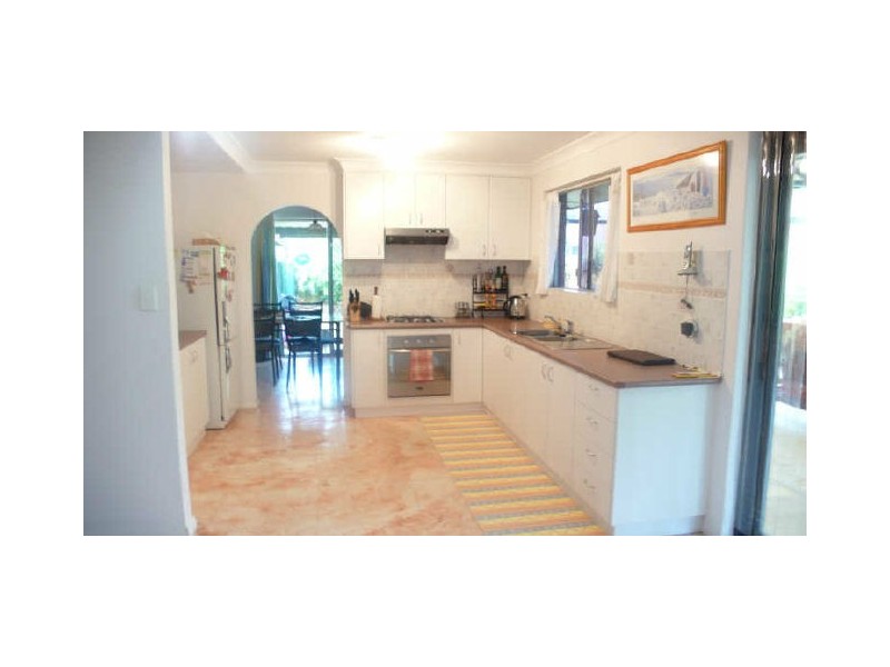 3 Elvington Way, Thornlie WA 6108