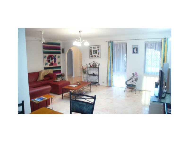 3 Elvington Way, Thornlie WA 6108