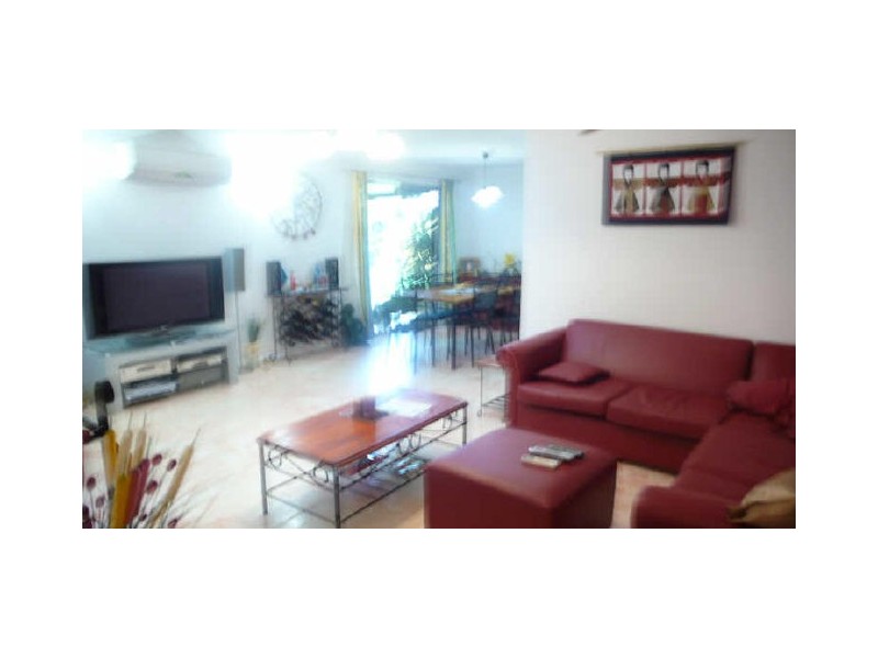 3 Elvington Way, Thornlie WA 6108