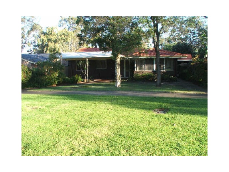 38 Regency Drive, Thornlie WA 6108