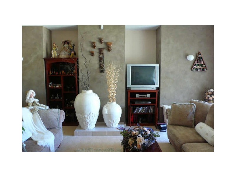 3 Coronet Court, Thornlie WA 6108