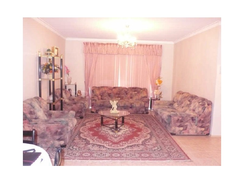 3 Westerham Way, Huntingdale WA 6110