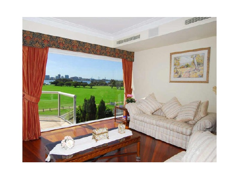 207 Mill Point Road, South Perth WA 6151