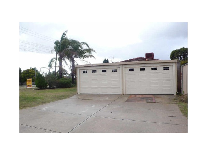 126 Anaconda Drive, Gosnells WA 6110