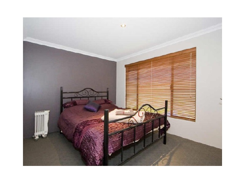 14 Shenstone Road, Southern River WA 6110