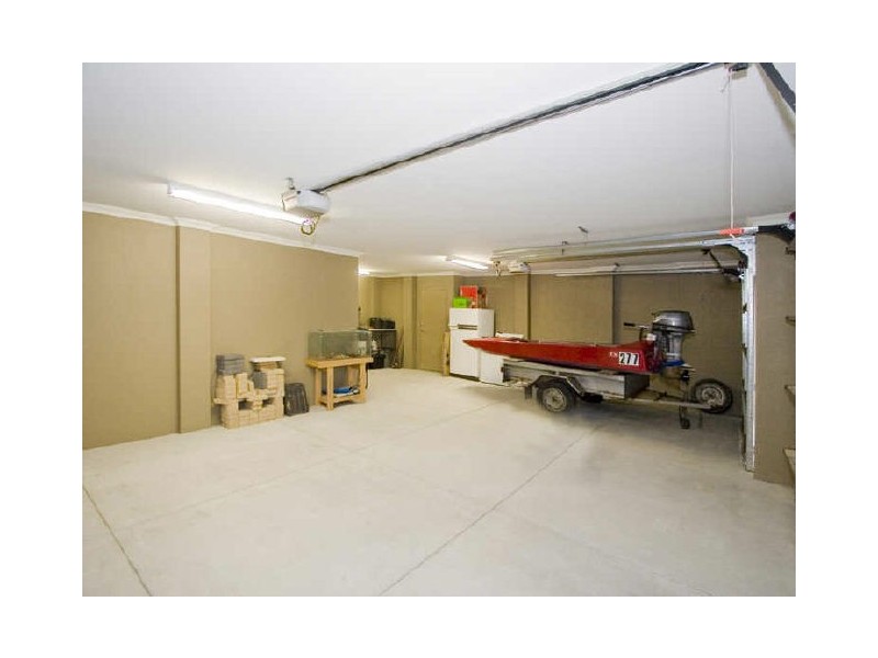 14 Shenstone Road, Southern River WA 6110