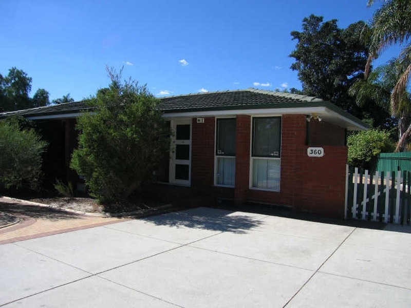 360 Spencer Road, Thornlie WA 6108
