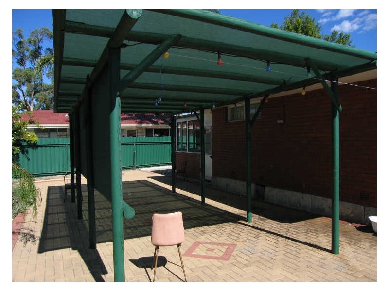 360 Spencer Road, Thornlie WA 6108