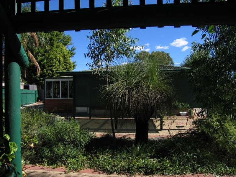 360 Spencer Road, Thornlie WA 6108