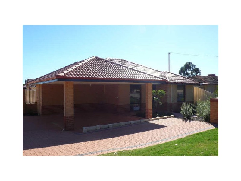 47 Third Avenue, Kelmscott WA 6111