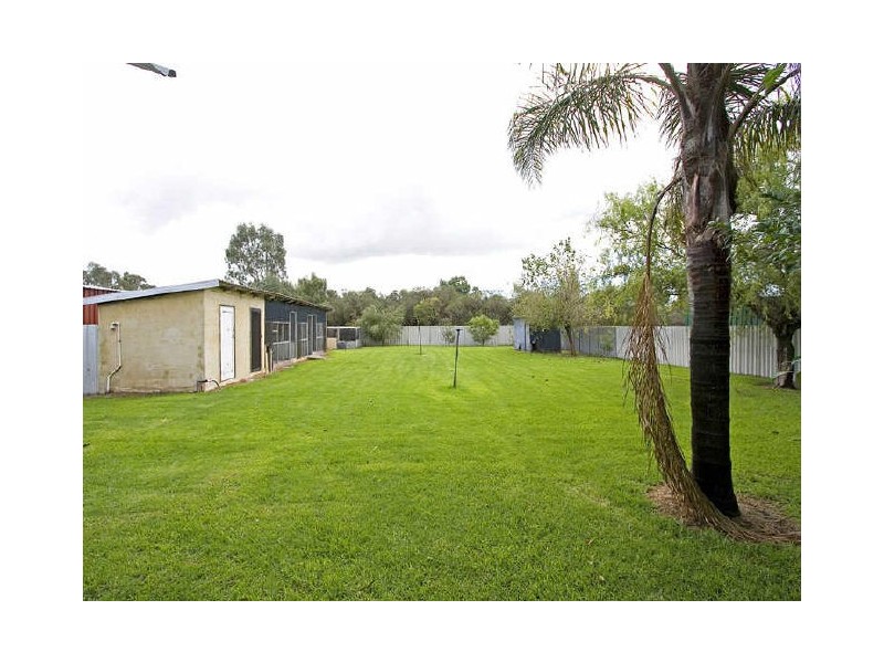 825 Armadale Road, Forrestdale WA 6112