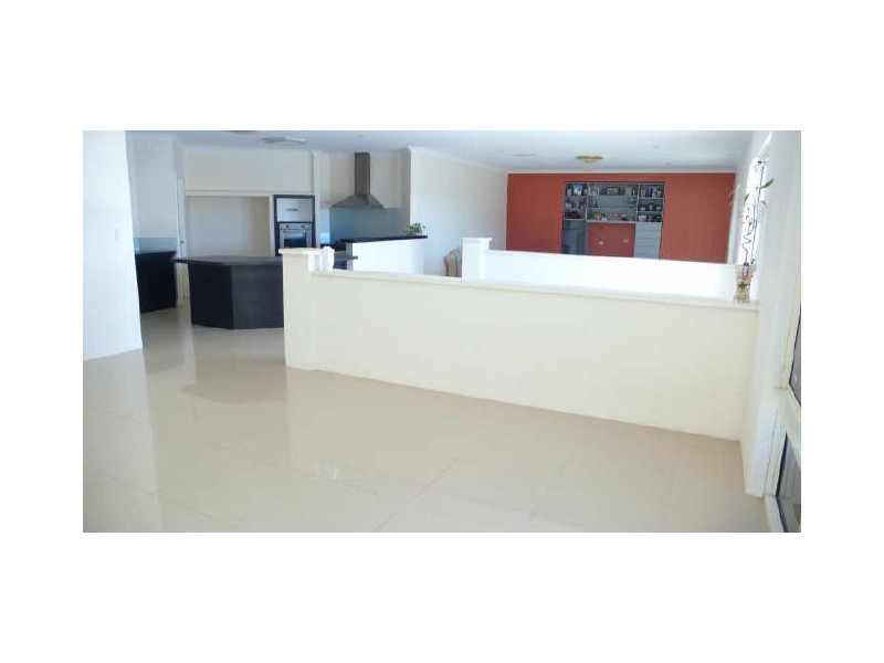 134 Amherst Road, Canning Vale WA 6155