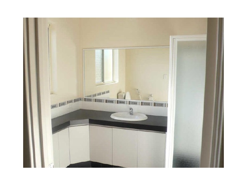 134 Amherst Road, Canning Vale WA 6155