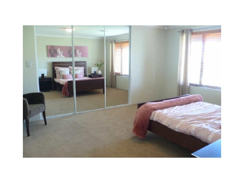 27 Buttercup Parkway, Halls Head WA 6210