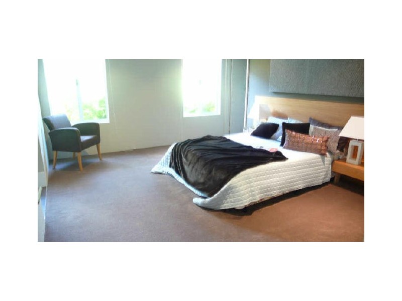 25 Buttercup Parkway, Halls Head WA 6210