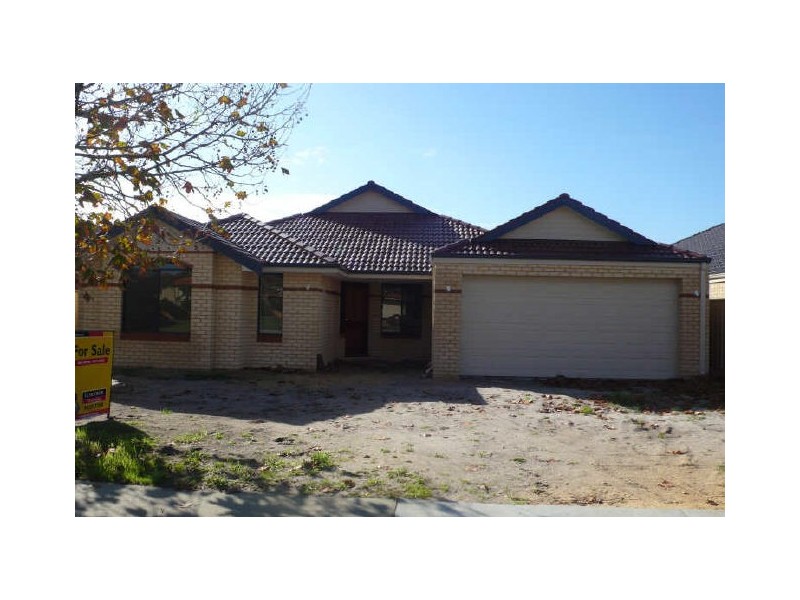 59 Towncentre Drive, Thornlie WA 6108