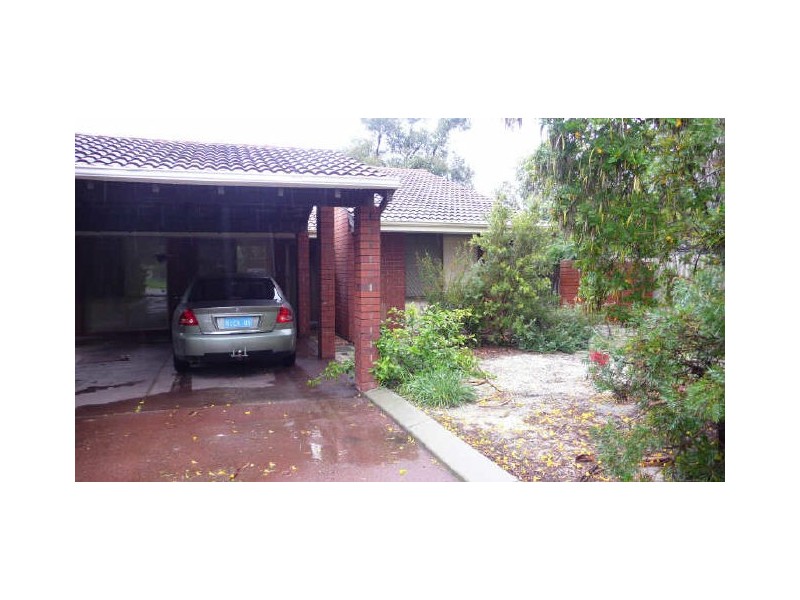 Unit 8/3 Menzies Place, Thornlie WA 6108