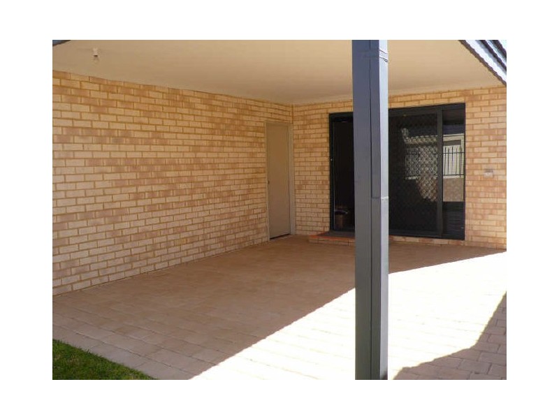 36 Fraser Road North, Canning Vale WA 6155