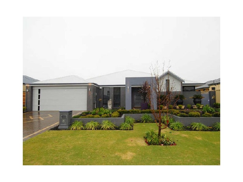 8 Madras Way, Southern River WA 6110
