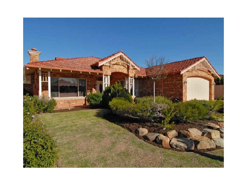 81 Sandringham Prom, Canning Vale WA 6155