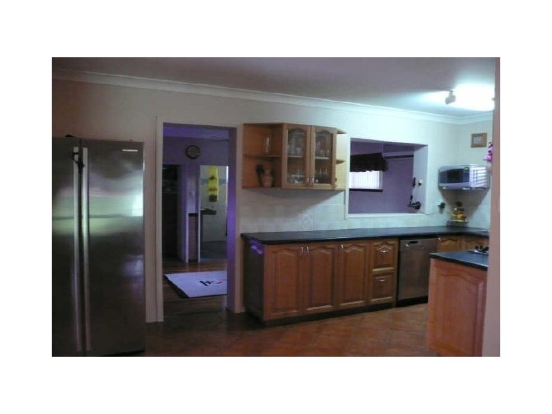 4 McLeish Place, Thornlie WA 6108