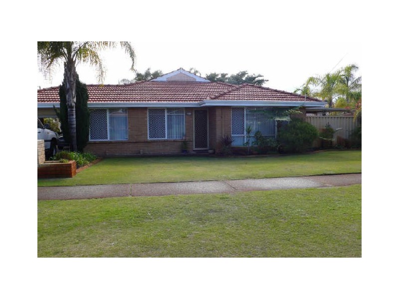 14 Denham Way, Thornlie WA 6108